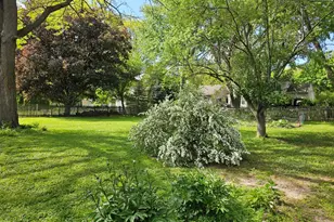813 Considine Rd, Geneva, IL 60134 - Photo 6