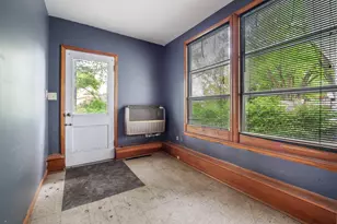 221-223 Ellen St, Sycamore, IL 60178 - Photo 28