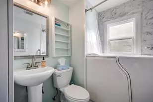 221-223 Ellen St, Sycamore, IL 60178 - Photo 26