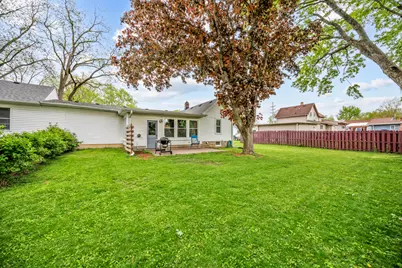 221-223 Ellen Street, Sycamore, IL 60178 - Photo 8