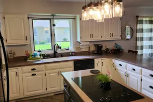 501 Walnut St, Hinckley, IL 60520 - Photo 2