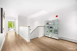204 N Park Dr, Chicago, IL 60601 - Photo 16