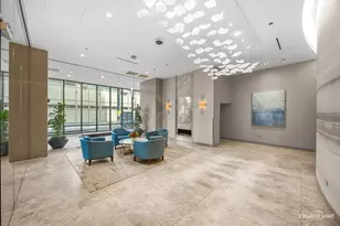 204 N Park Dr, Chicago, IL 60601 - Photo 30