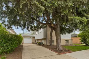 9337 Lavergne Ave, Skokie, IL 60077 - Photo 1
