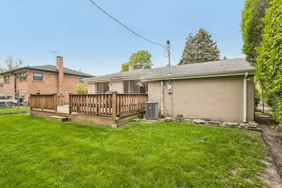9337 Lavergne Avenue, Skokie, IL 60077 - Photo 30