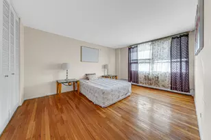 9001 Golf Rd, Des Plaines, IL 60016 - Photo 10