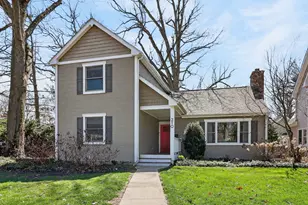 210 Woodward Ave, Geneva, IL 60134 - Photo 2