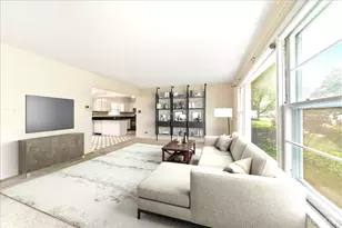 512 N Harvard Ave, Villa Park, IL 60181 - Photo 4