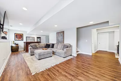 811 Michigan Street, Wheaton, IL 60187 - Photo 22