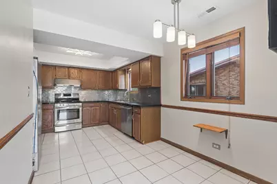 4029 W 93rd Place #B, Oak Lawn, IL 60453 - Photo 10