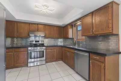 4029 W 93rd Place #B, Oak Lawn, IL 60453 - Photo 12