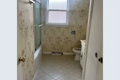 17205 Highland Avenue, Hazel Crest, IL 60429 - Photo 12