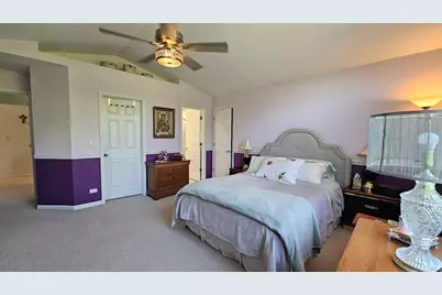 3623 Roanoke Avenue, Carpentersville, IL 60110 - Photo 18