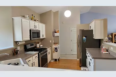 3623 Roanoke Avenue, Carpentersville, IL 60110 - Photo 10