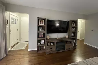 5511 N Neenah Avenue, Chicago, IL 60656 - Photo 6
