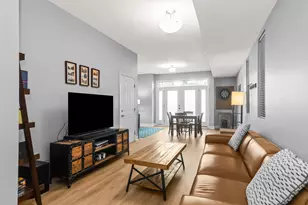 1217 N Honore St, Chicago, IL 60622 - Photo 2