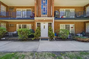 6255 S Mason Ave, Chicago, IL 60638 - Photo 4
