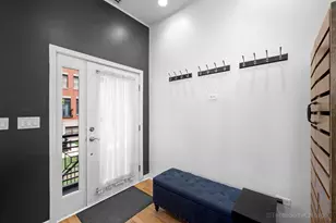 953 W College Pkwy, Chicago, IL 60608 - Photo 36