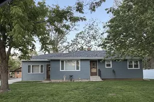 460 Dennis Ave, Bradley, IL 60915 - Photo 1