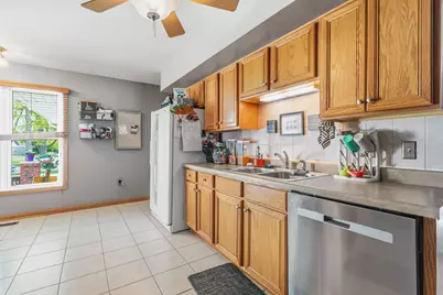 520 Cumberland Lane, Bolingbrook, IL 60440 - Photo 6
