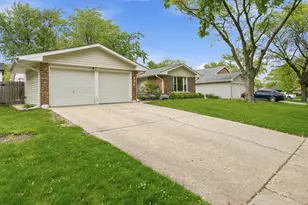 520 Cumberland Ln, Bolingbrook, IL 60440 - Photo 34