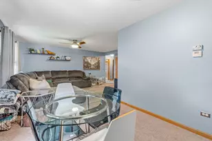 520 Cumberland Ln, Bolingbrook, IL 60440 - Photo 10
