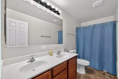 409 Brockton Avenue, Elgin, IL 60124 - Photo 34
