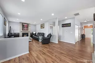 905 Shelter Island Ln, Pingree Grove, IL 60140 - Photo 4