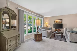 3173 Grandview Pl, Darien, IL 60561 - Photo 12