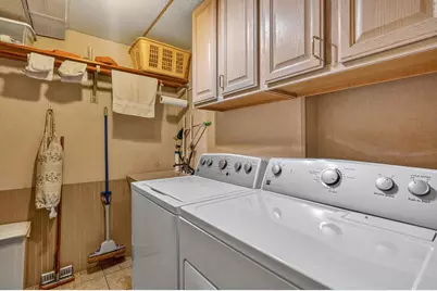 3173 Grandview Place, Darien, IL 60561 - Photo 32