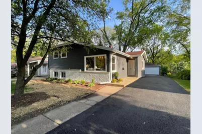 597 Lowden Avenue, Glen Ellyn, IL 60137 - Photo 1