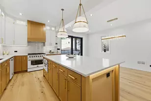 5725 N Ridge Ave, Chicago, IL 60660 - Photo 16
