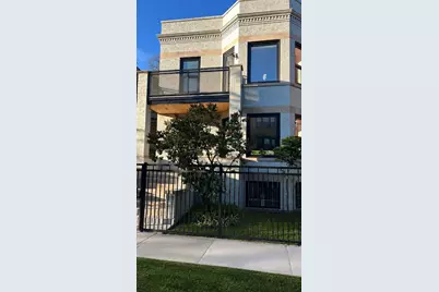 5725 N Ridge Avenue, Chicago, IL 60660 - Photo 1