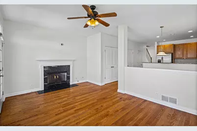 2474 W Lake Avenue, Glenview, IL 60026 - Photo 6
