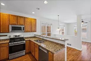 2474 W Lake Ave, Glenview, IL 60026 - Photo 4