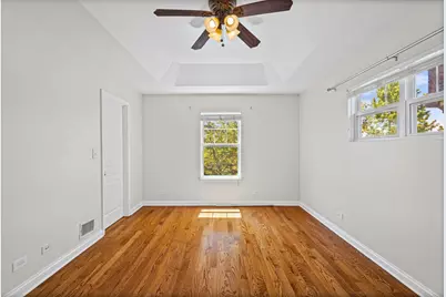 2474 W Lake Avenue, Glenview, IL 60026 - Photo 10