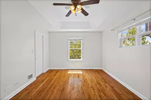 2474 W Lake Ave, Glenview, IL 60026 - Photo 10