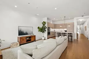 323 S Racine Ave, Chicago, IL 60607 - Photo 10