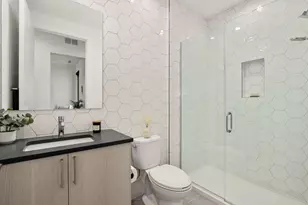 323 S Racine Ave, Chicago, IL 60607 - Photo 36