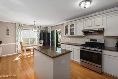601 Kingsbrooke Crossing, Bolingbrook, IL 60440 - Photo 10