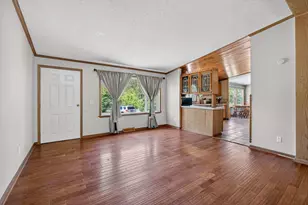 10630 Meredosia Rd, Albany, IL 61230 - Photo 14