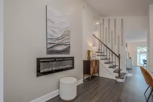 3925 168th Pl, Country Club Hills, IL 60478 - Photo 6