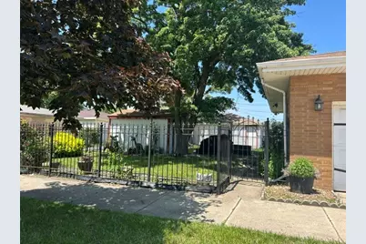 12764 S Ada Street, Calumet Park, IL 60827 - Photo 2