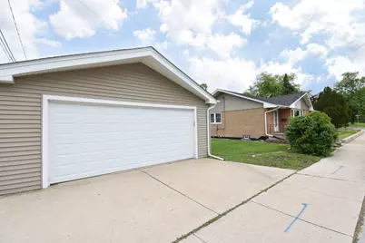 9246 S 54th Avenue, Oak Lawn, IL 60453 - Photo 16