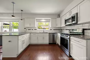 86 Lonsdale Rd, Elk Grove Village, IL 60007 - Photo 10