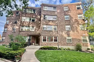 2134 W Rosemont Ave, Chicago, IL 60659 - Photo 1