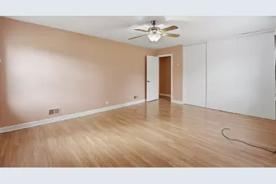 306 W Lonnquist Boulevard, Mount Prospect, IL 60056 - Photo 16
