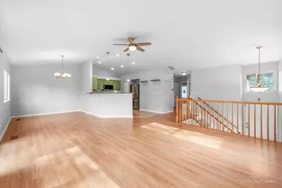 67 Samuel Drive, Streamwood, IL 60107 - Photo 4