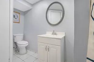 2345 Harvey Ave, Berwyn, IL 60402 - Photo 14