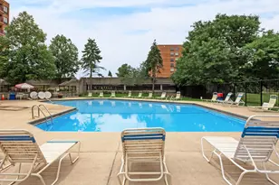 5915 Meadow Dr, Lisle, IL 60532 - Photo 14